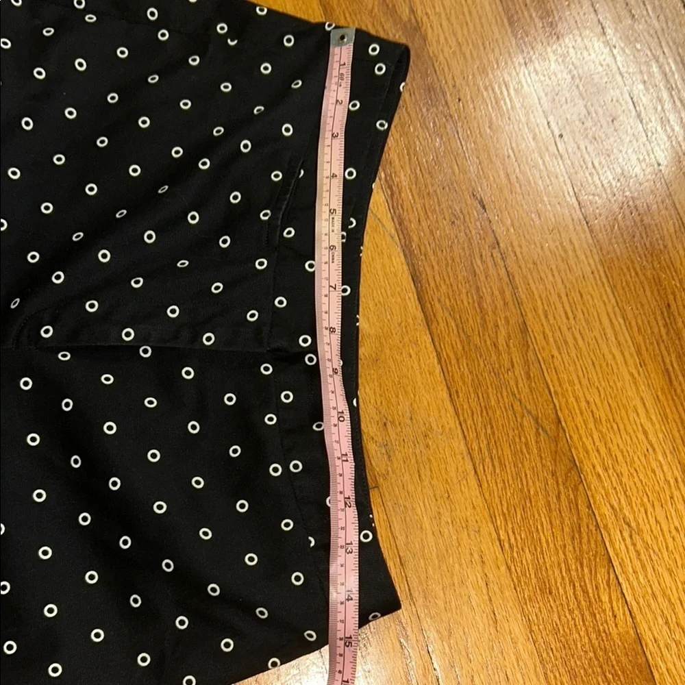 2x15 Rafaella Black and White Polka Dot Capris
